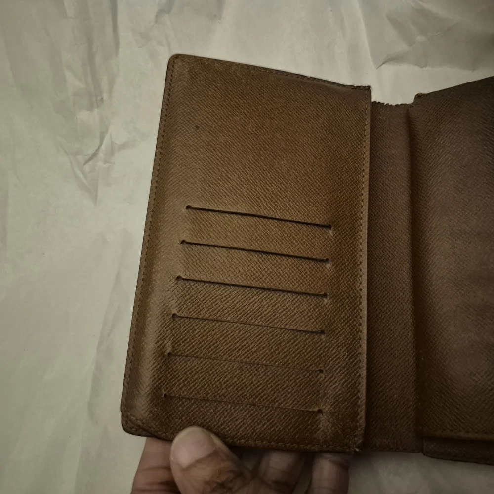 Louis Vuitton Monogram Wallet - Picture 5 of 15